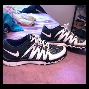 Nike free-runs.